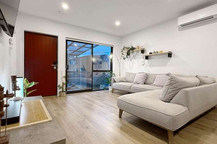 5 Treeline Lane Flat Bush_8