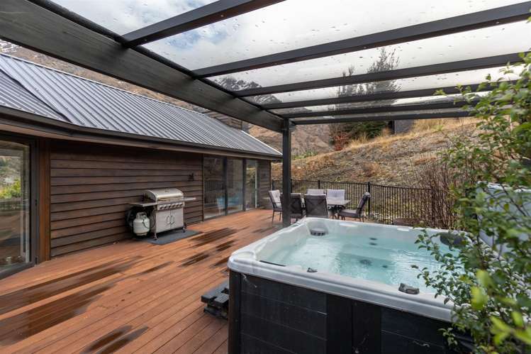 5 Haines Way Arthurs Point_13