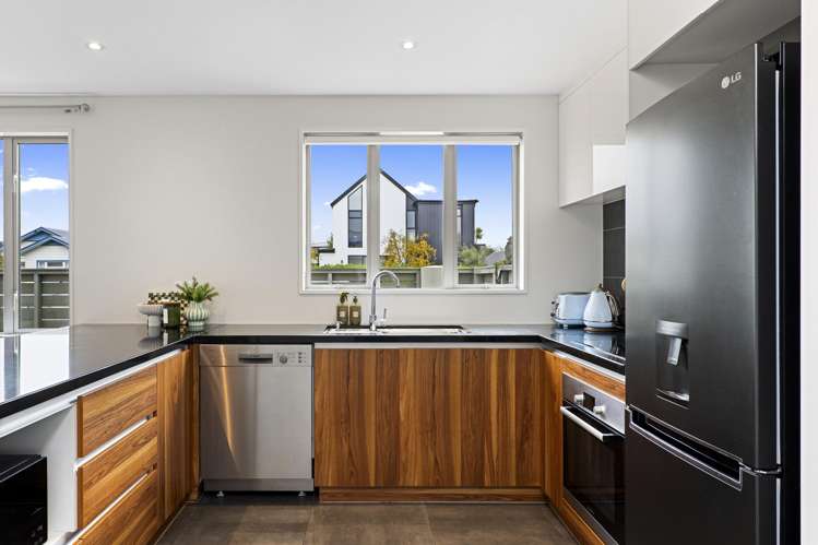 1/27 Sherborne Street St Albans_12