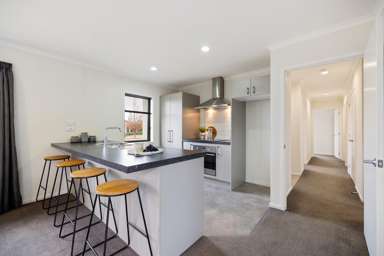 11 Nettleship Way_2