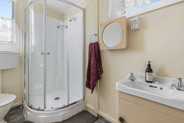 5 Montague Street North East Valley_7