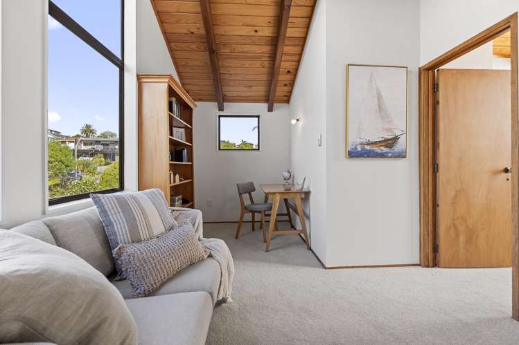 26 Pacific Parade Army Bay_13