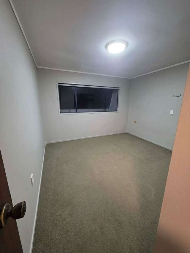 6/27 Rangatira Road Birkdale_2