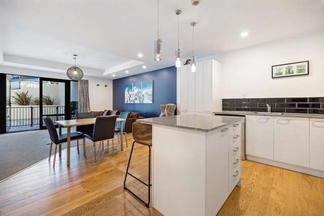 Unit 204 The Glebe, 1 Beetham Street Queenstown_1