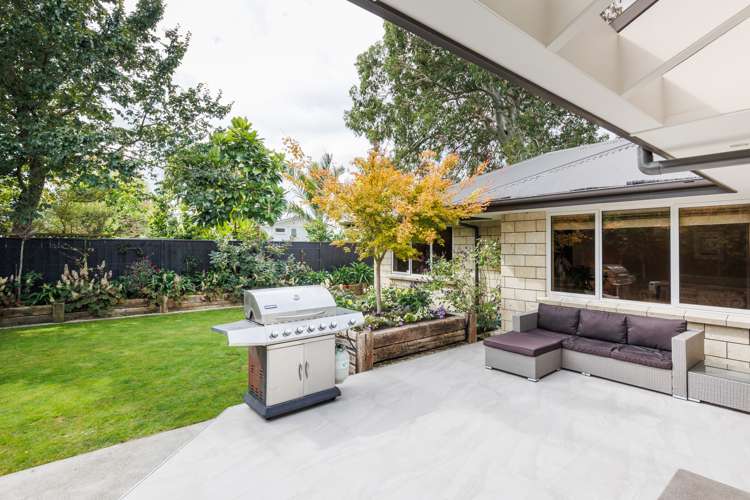 9 Riverstone Grove Hokowhitu_21