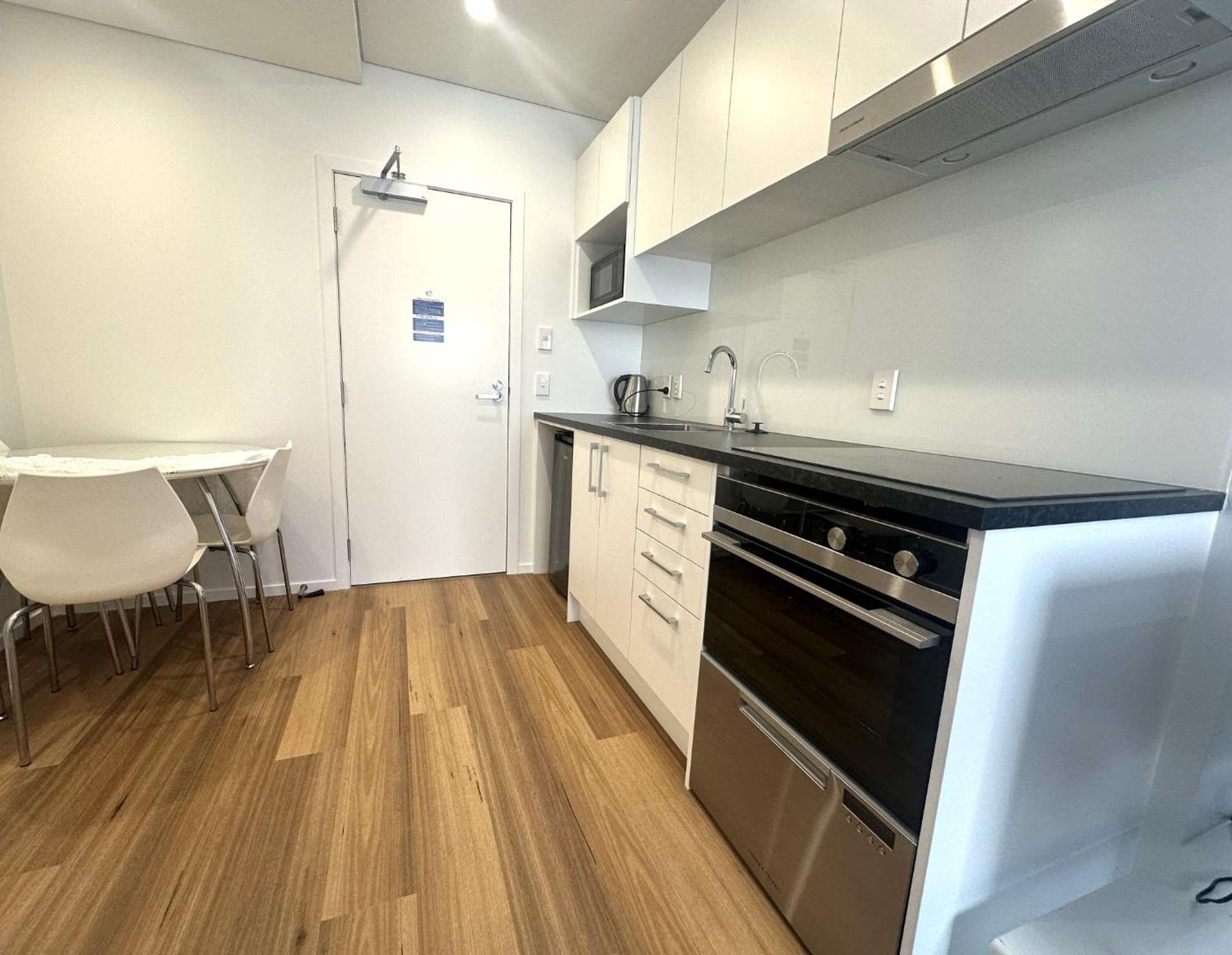 100 Anzac Ave 10015_0