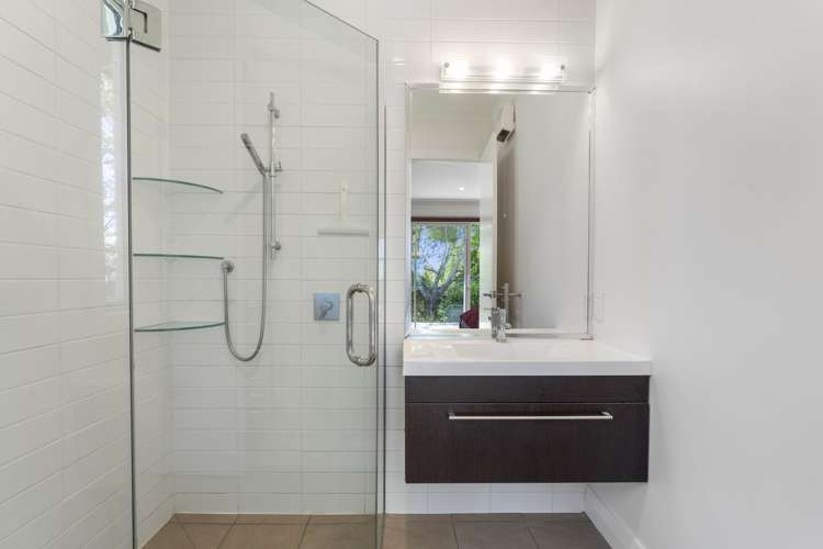 2/154 Mapara Road Acacia Bay_19