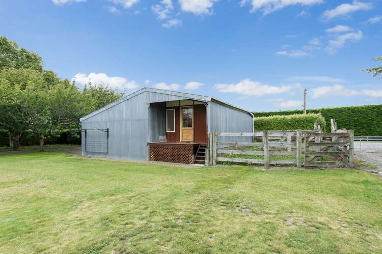 94 Voss Road Lincoln_24