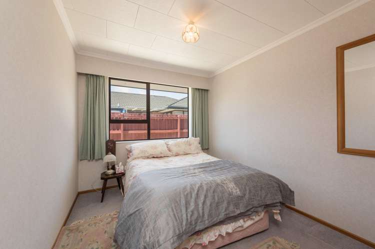 14 Coleridge Place Stoke_10