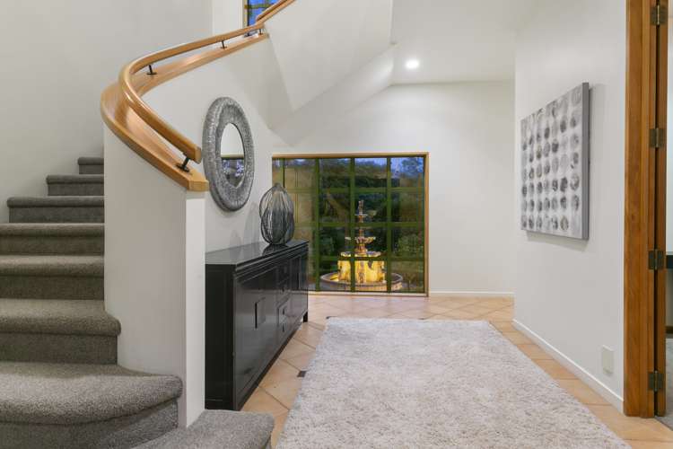 35 Isobel Road Greenhithe_8