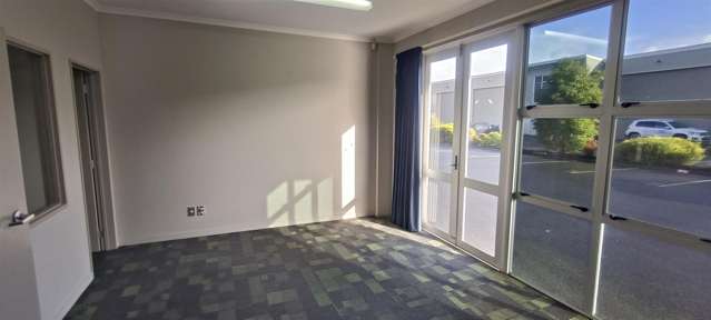 Unit 8, 43 The Boulevard Te Rapa_4