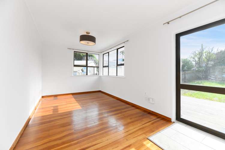 5 Johnston Road Mount Wellington_16