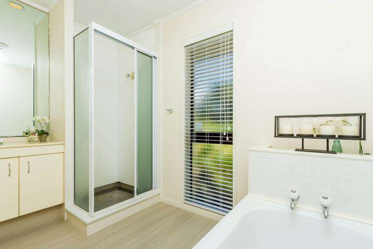 2 Cairnbrae Court Northcross_8