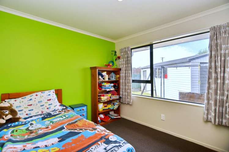 40 Smarts Drive Leithfield_12