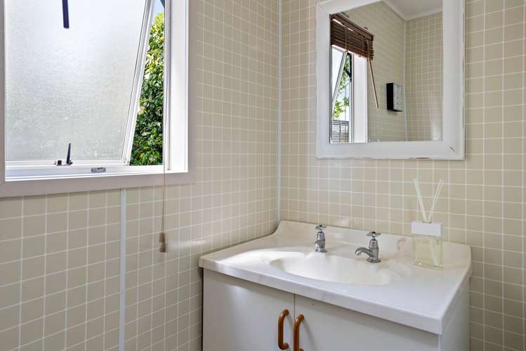 1 Poplar Street Whitianga_26