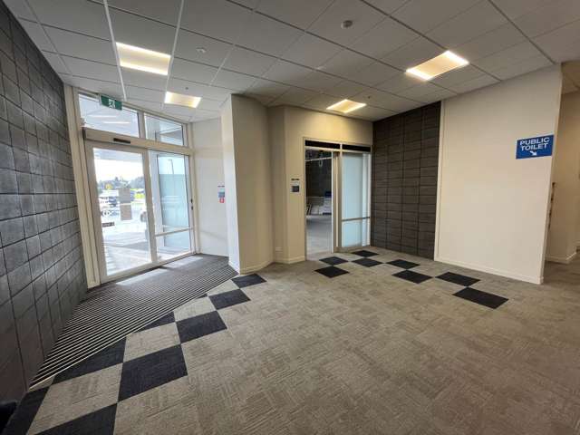 11-13 Cortina Place Pakuranga_3