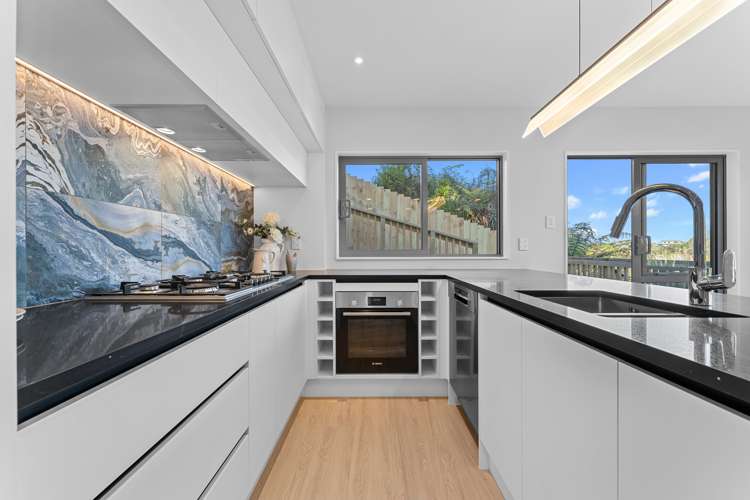 18a Honeysuckle Lane Mairangi Bay_6