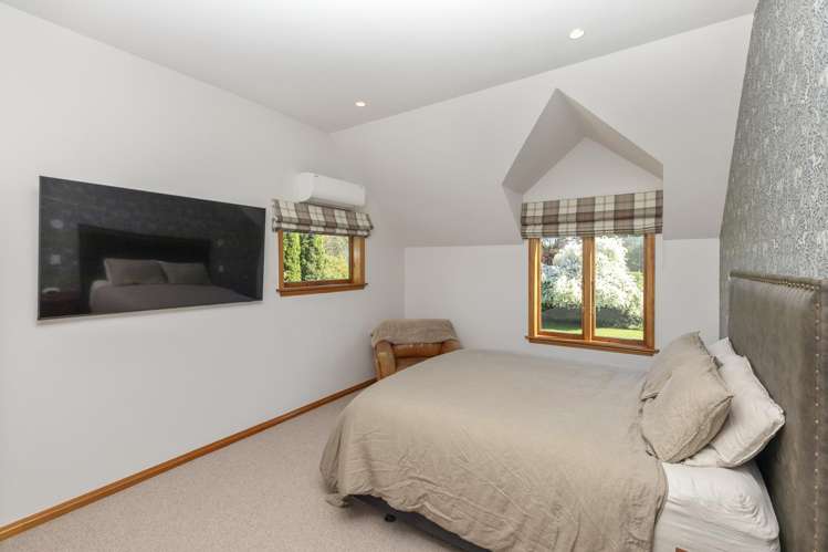 313 Plaskett Road Fernside_25