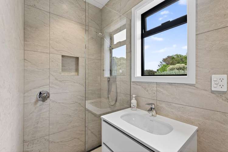 17 Te Roera Drive Taradale_18