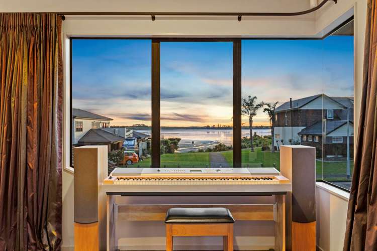 1 Gleneagles Grove Wattle Downs_11