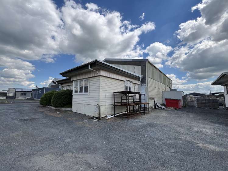 3/8a Quail Place Hamilton Lake_2
