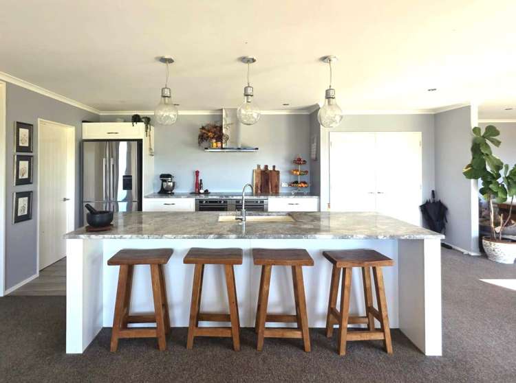 1227 Oxford Road Cust_1