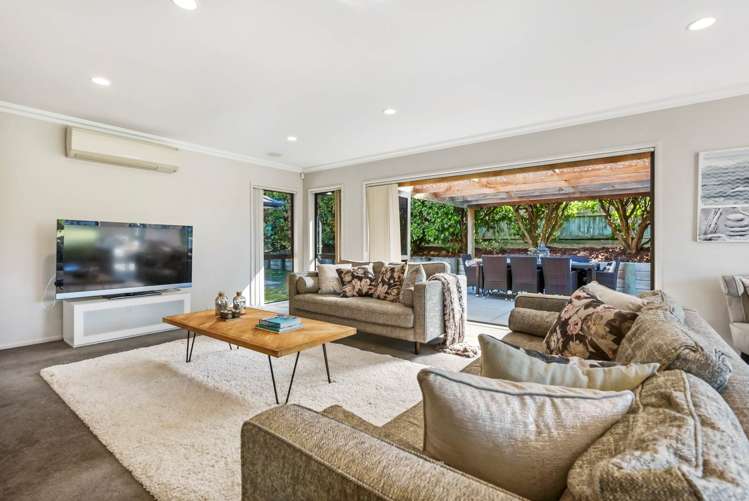 43 Lough Bourne Drive Pukekohe_19