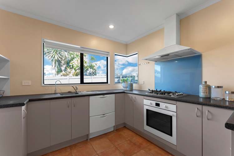 338a Glengarry Road Glen Eden_5