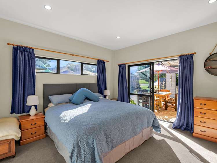 23 Lithgow Drive Otamatea_15