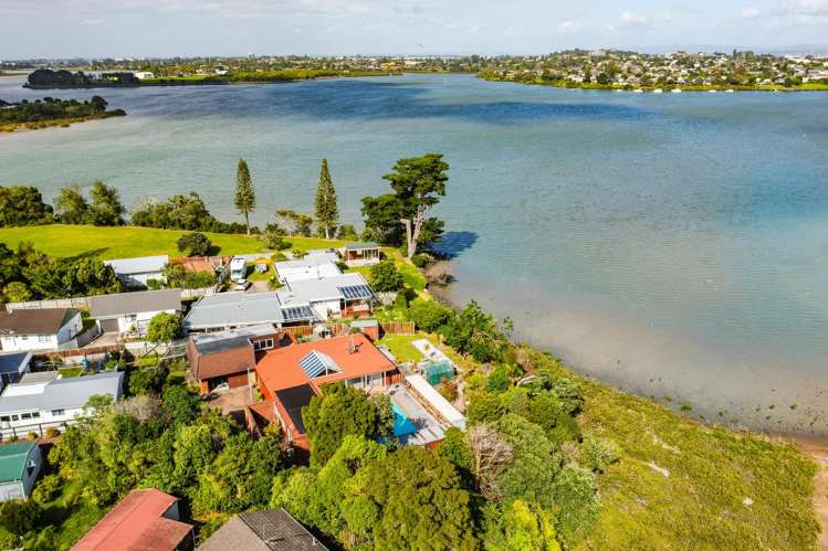 7 Riverina Avenue Pakuranga_12