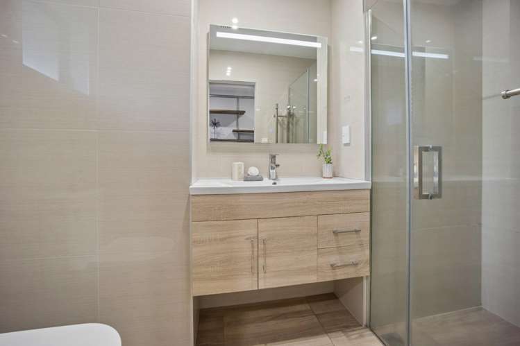 27A Exminster Street Blockhouse Bay_13