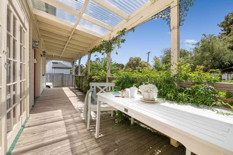 24 Pohutukawa Road Beachlands_14