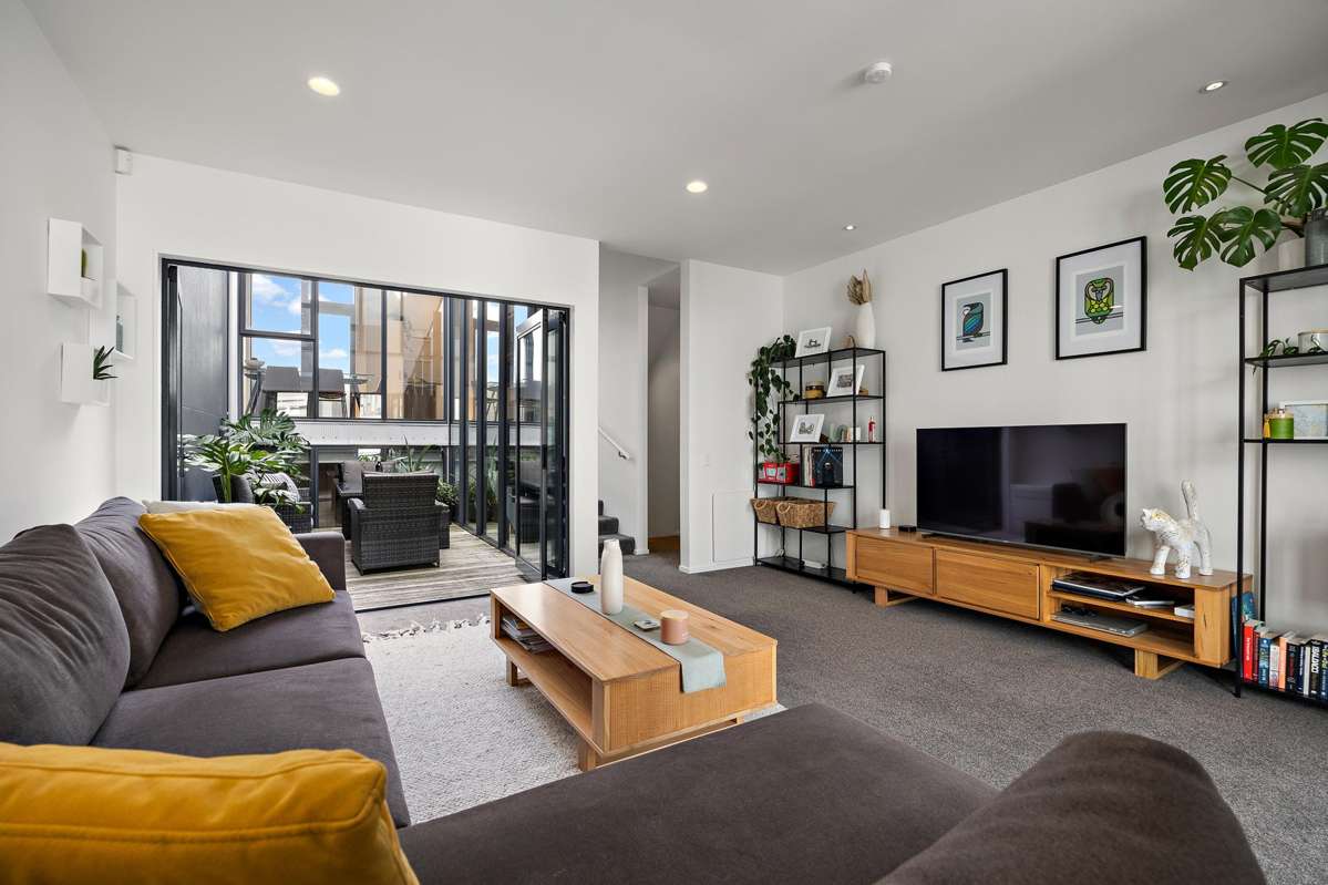 78 Fisher-Point Drive_0