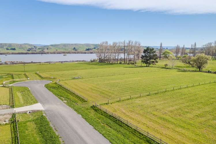 Jensen Drive (previously 350 Racecourse Road) Waipukurau_13