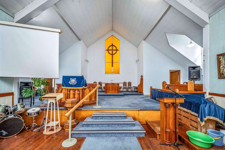 151 Lake Road Belmont_11