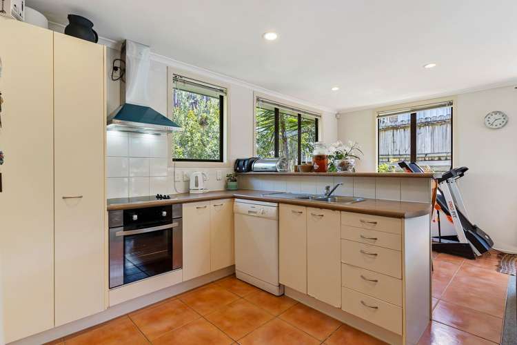 14 Walter MacDonald Street Howick_6