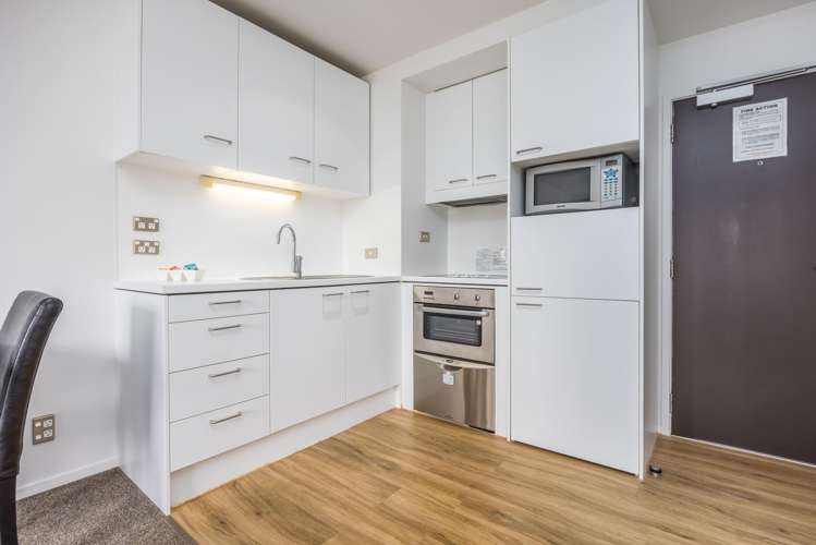 21e/16 Gore Street_4