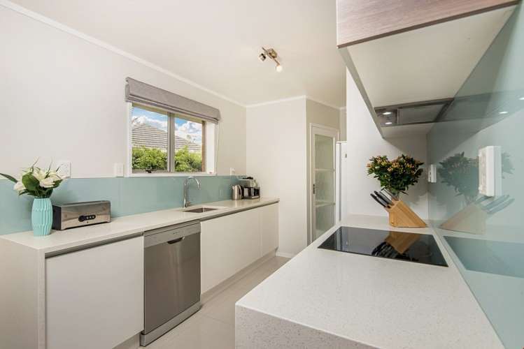 10a Roby Street Te Atatu Peninsula_9