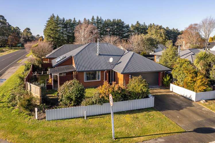 1 Oakden Drive_0