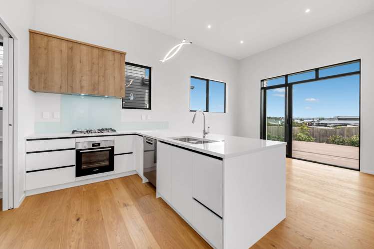 10 Kowaitau Avenue_0