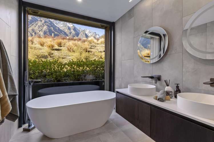 24 Double Cone Road Jacks Point_15