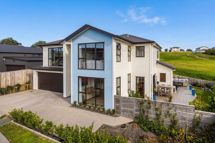 6 Whale Bay Rise Gulf Harbour_41