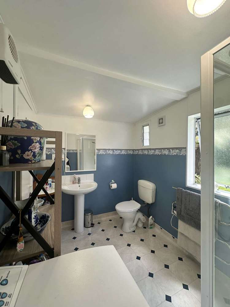 195 Sale Street Hokitika_6