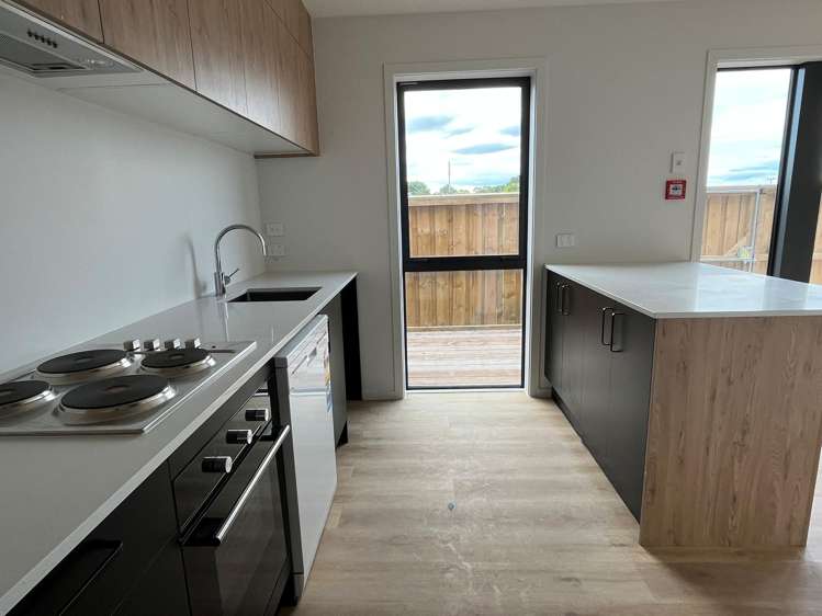 10/1 Lake Bryndwr Lane Burnside_7