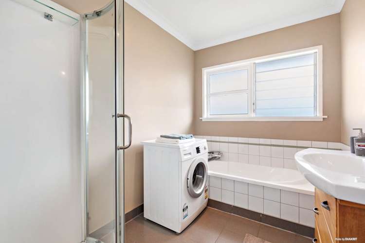 24 Raymond Terrace Northcote_15