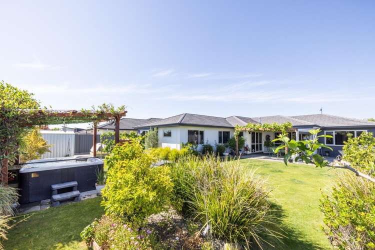 24 Pelorus Avenue Poraiti_15