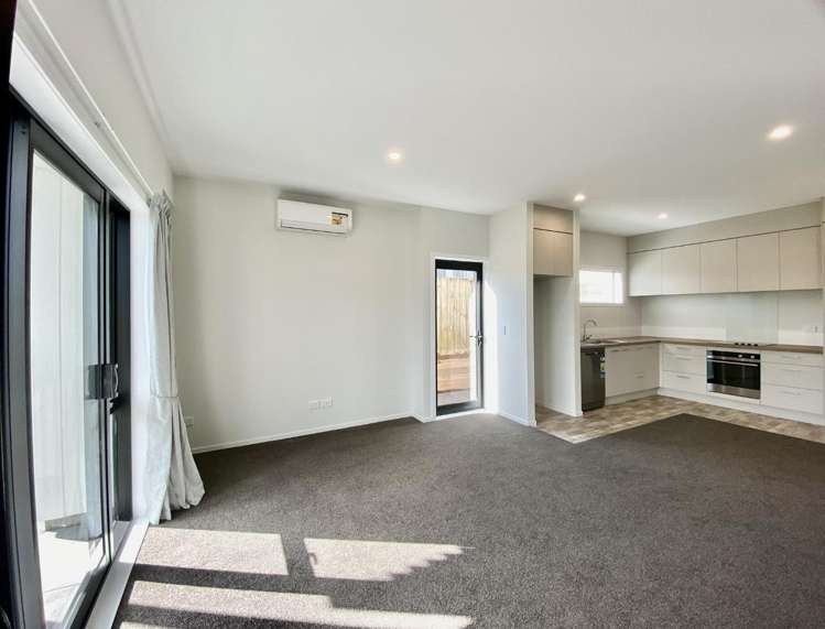 1/5 Dyer Street 3295_2