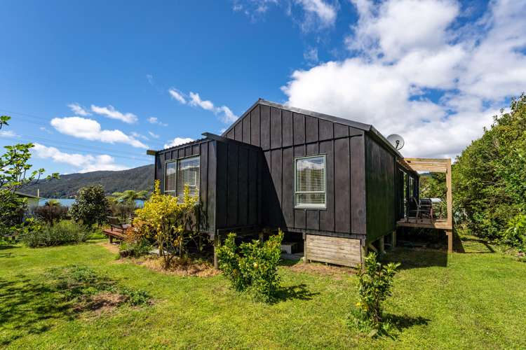 4 Thompson Place Anakiwa and Surrounds_21