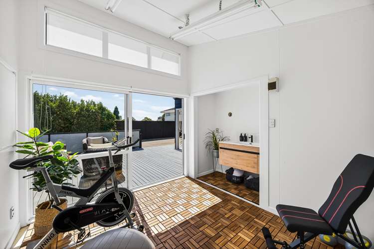 6 Blacks Road Greenhithe_29