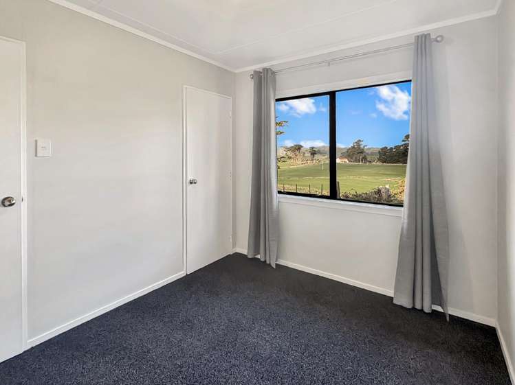 54 Moss Road 11184_7